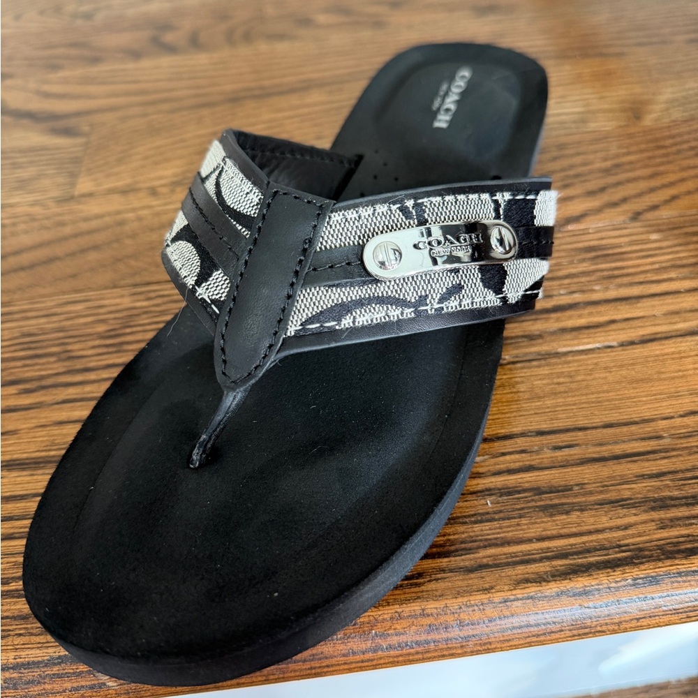Coach Black Signature Canvas Thong Sandals with Silver Brand Tag - Picture 8 of 8